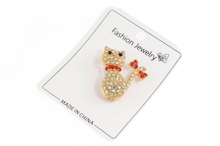 Elegancka broszka kotek