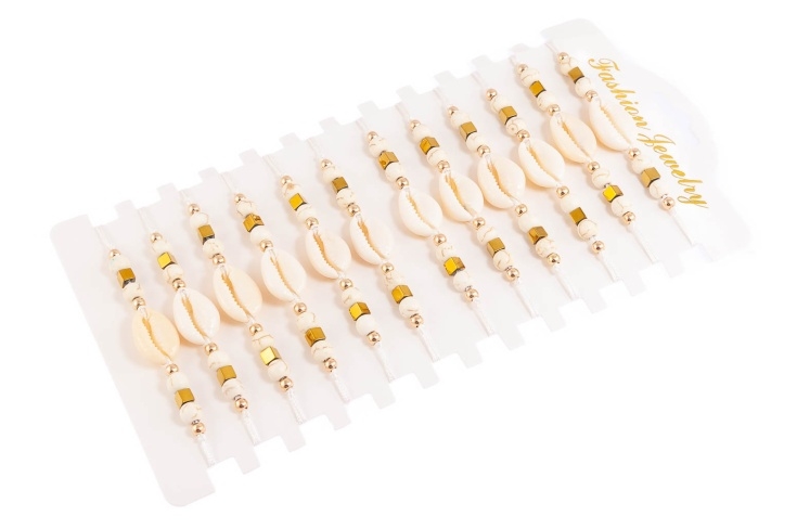 Bransoletki z muszelkami