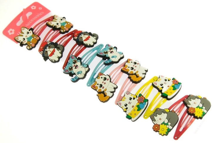 Spinki z kotkami